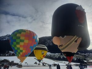 Scene decollages de ballons.jpg